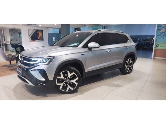 VOLKSWAGEN TAOS 1.4 250 TSI TOTAL FLEX HIGHLINE AUTOMÁTICO